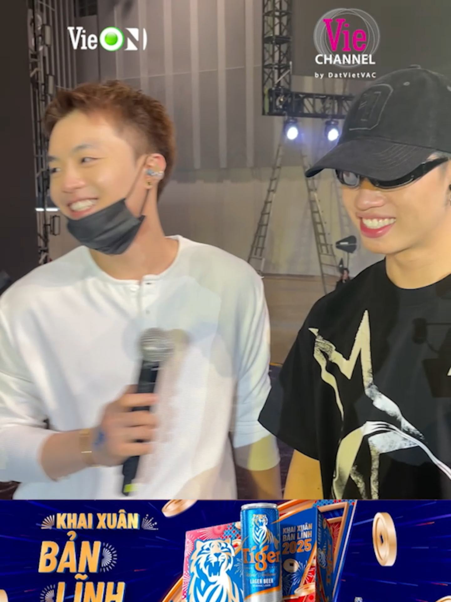 100 cuộc gọi nhỡ từ 2Khang #Sóng25 #LiveConcert #AnhTraiSayHi #RapViet #OurSongVietnam #NEGAV #PhapKieu #VieON #VieChannel #DongTayPromotion #DatVietVAC