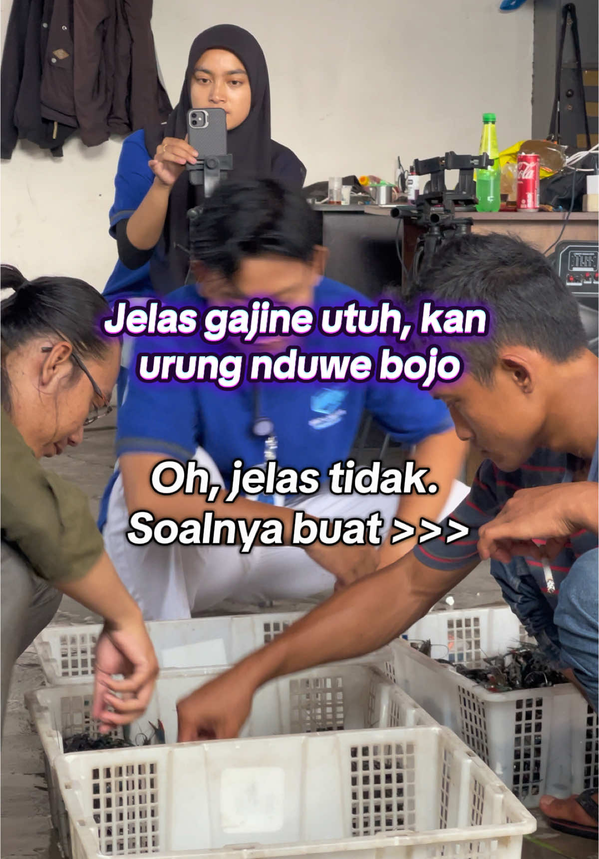 Ohhhh jelass tidakk #bisnis #peluangbisnis #budidayalobsterairtawar #lobsterairtawar #bisnissampingan #tranding #bisnisviral #viral2025 