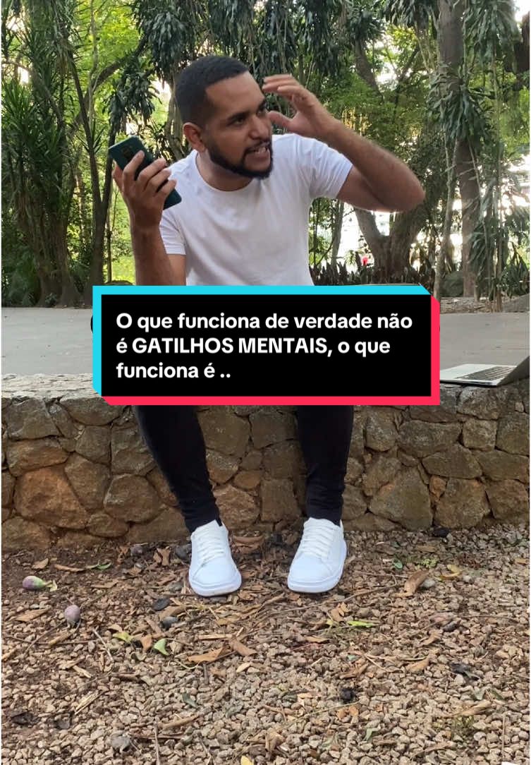 Gatilhos mentais nem é a parada mais importante pra vender pela internet. #viralvideos #viraliza #marketingdigital #empreendedorismo #vendas #sucesso 