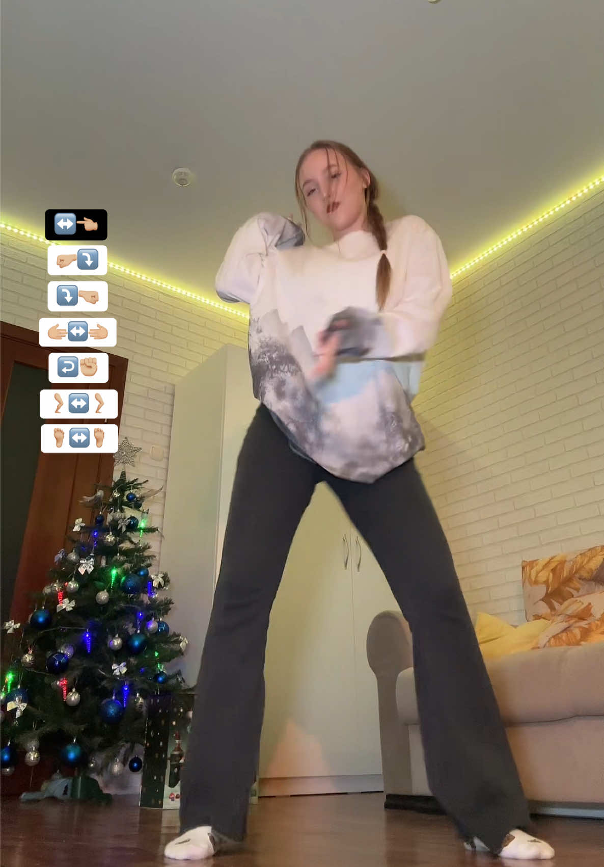 dc: 🙋🏼‍♀️ [тгк: ksukap8] [inst: kassia.k5]  #tutorial #Ксюмба #trends #dance #takataka #funk #newtrend 