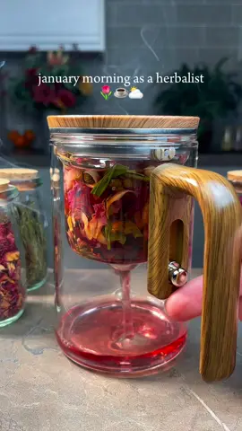 The perfect blend for our teapot🥰🌹🪻☕️