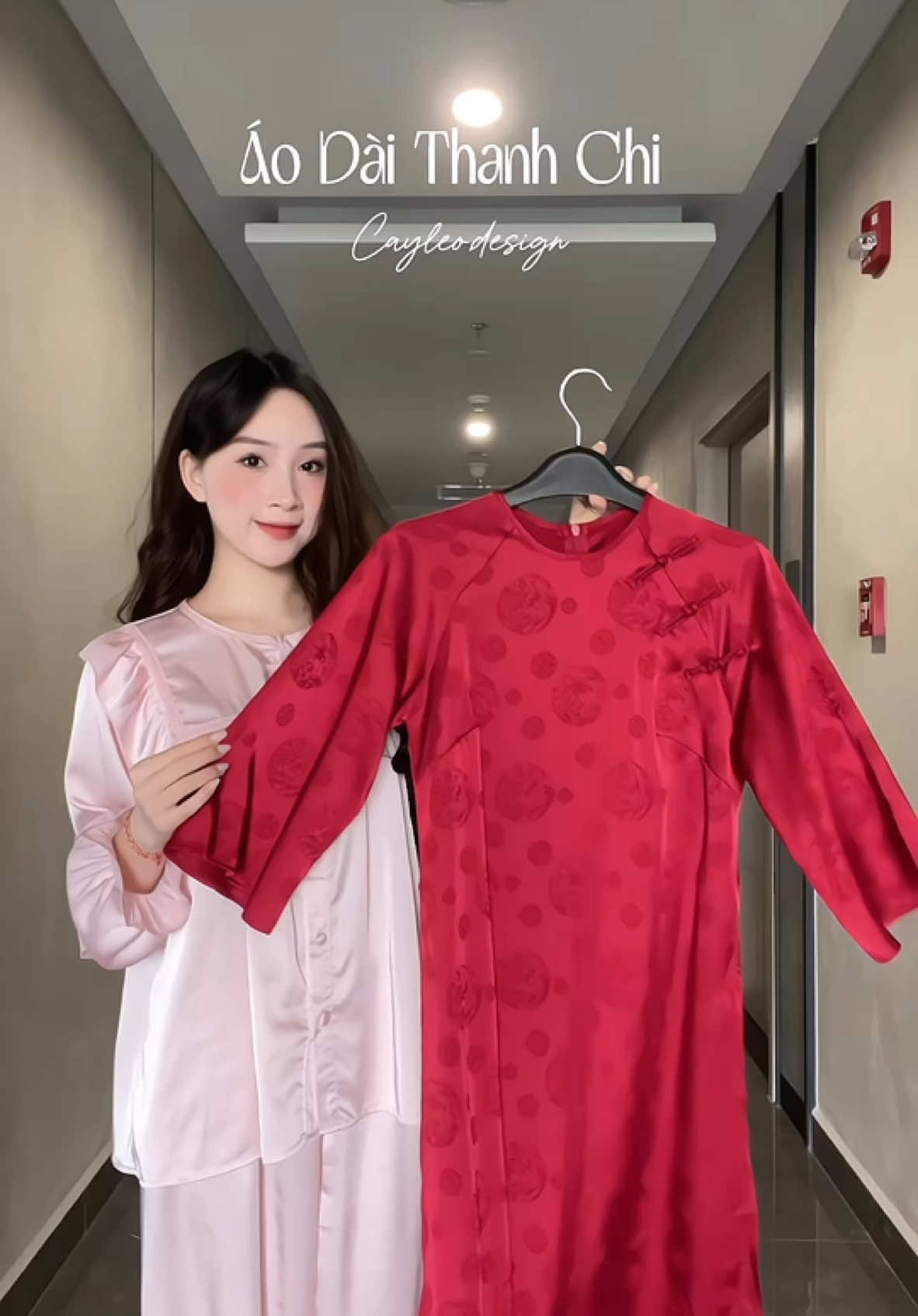 Mùng 1 Tết mặc để đỏ cả năm 🪭🧧✨🌸#aodaitet #aodai #cayleodesign #tetmacgi #fypシ #GocLamDep #xuhuong #videoviral 