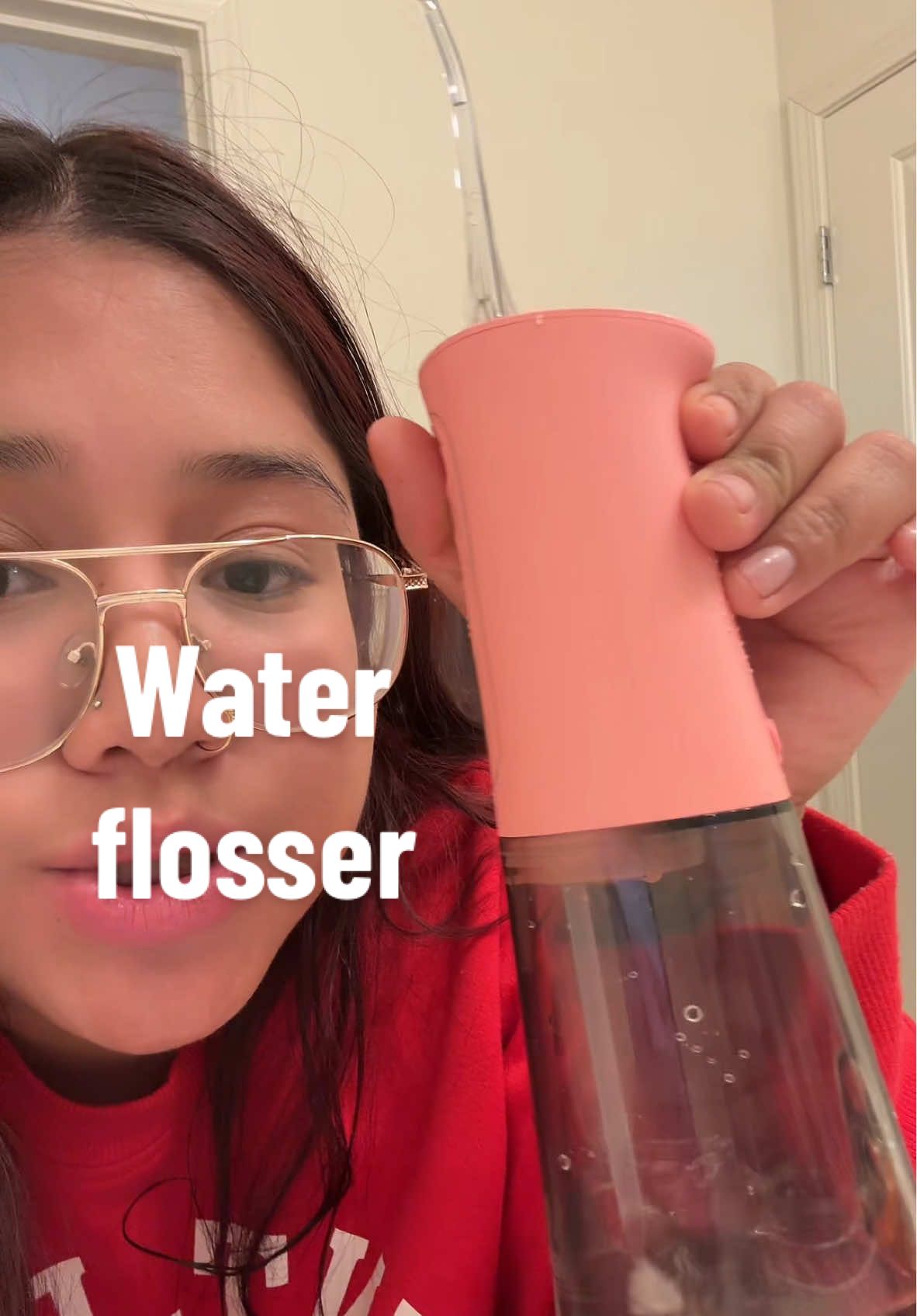 Y en rosita 🎀☺️ #waterflosser #mouthwatering #mouthcleaning #mouthwash #flosser #flosserdeagua #flossing #hygiene #hygieneproducts #hygienetips 