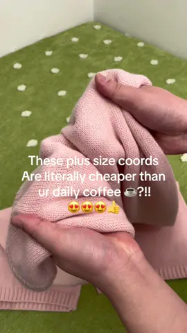 Best time to order this outfit now! #plussize #2pcs #sweater #twopieceset #roundneck #ValentinesDay #valentinesdaygift  #longsleeve #straightlegpants #knitwear #elastic #TikTokShopHolidayHaul #Spotlight #TikTokMadeMeBuyIt #Christmas #December #Newyear #2025 