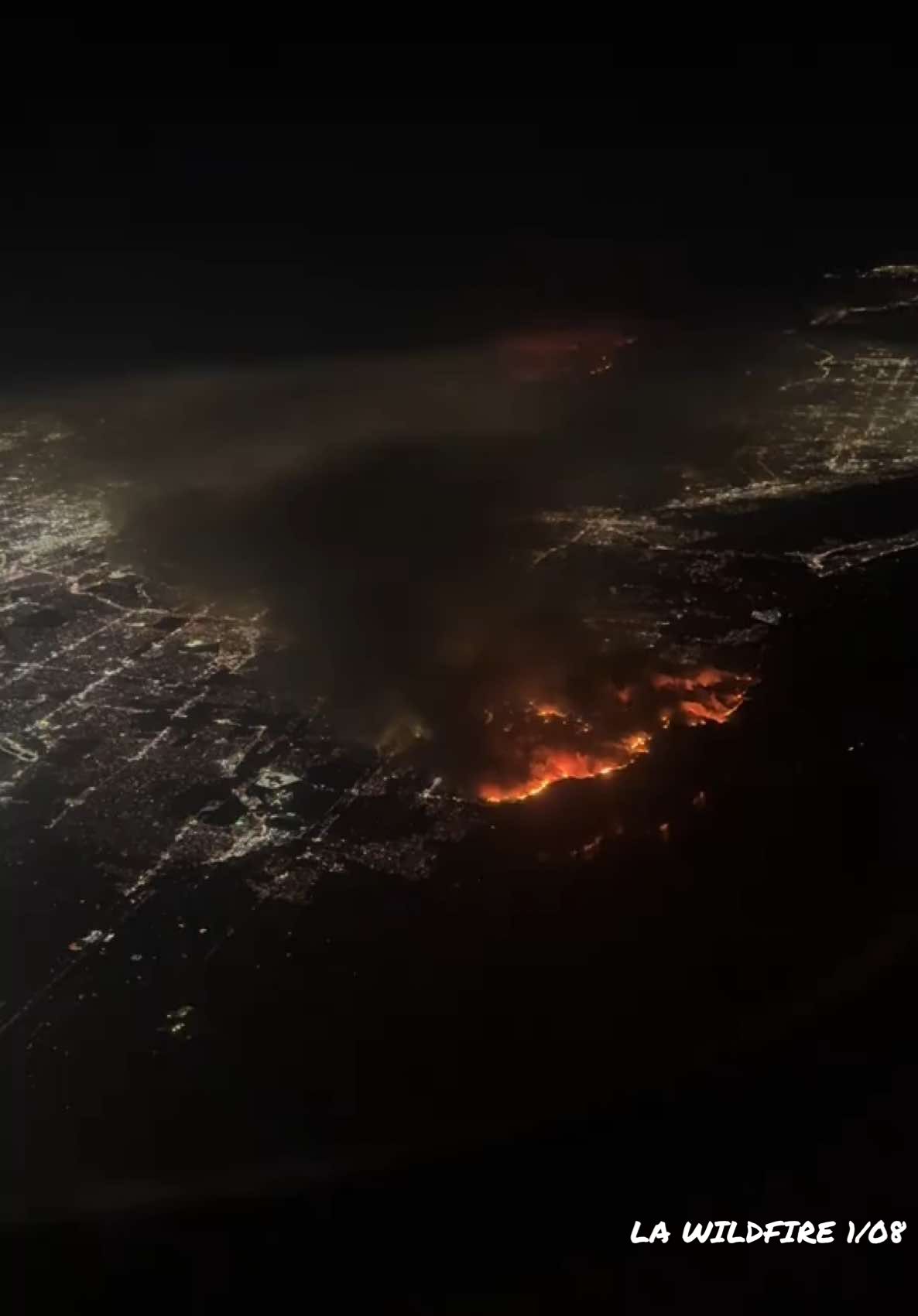 flying over the LA wildfire #wildfire #la 