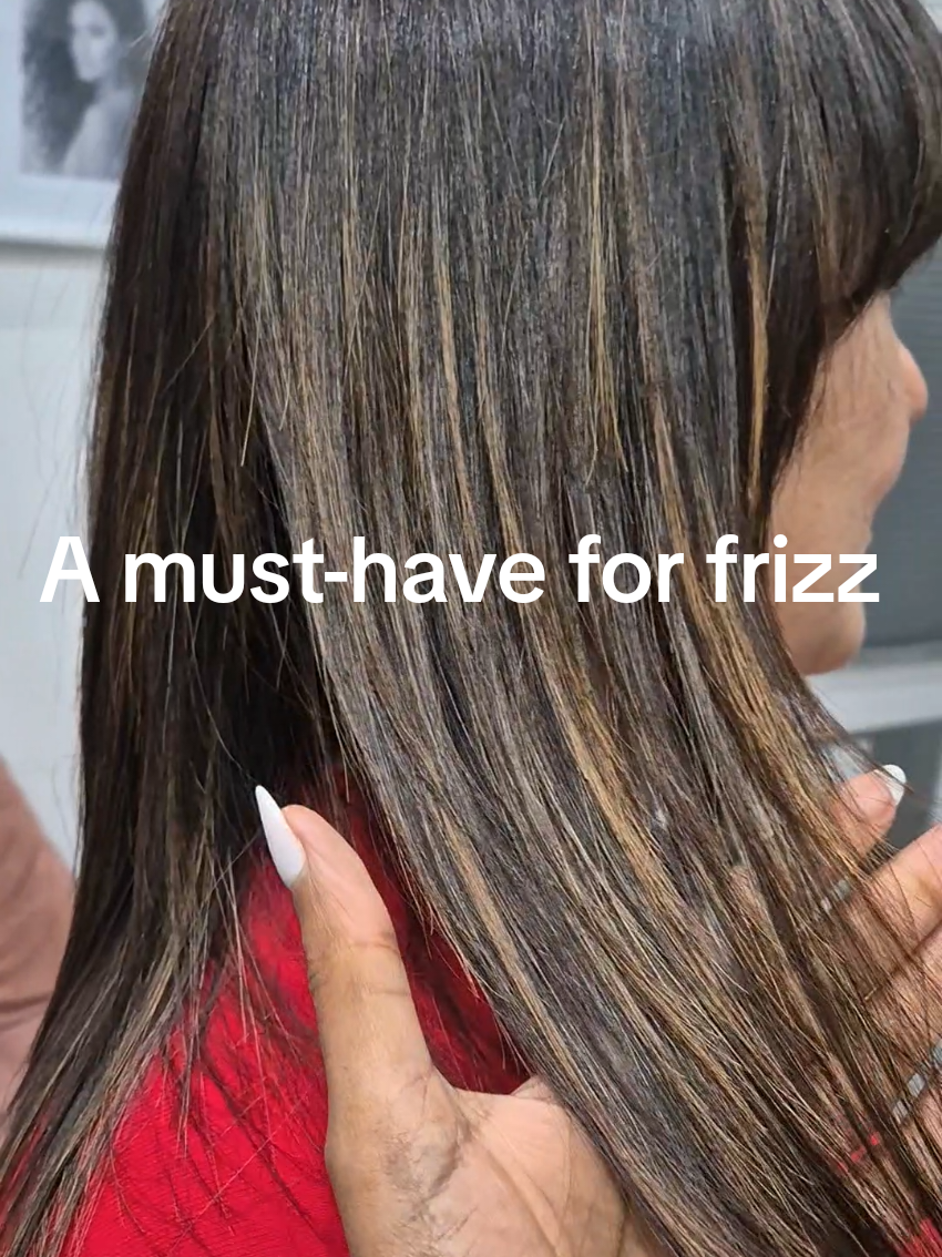 #foryoupagе #viraltiktokvideo #creatorsearchinsights #curls #hairtransformation #viralvideos #frizzbuster #lelashairlounge #keratintreatment 