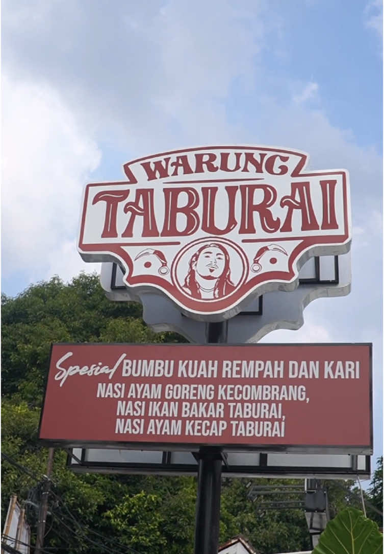 Cobain rumah makan punya @Praz Teguh ! @Warung Taburai start from 15rb udah bikin kenyang dan menunya enak - enak bangeeet!! Gas cobain 🍚🤤