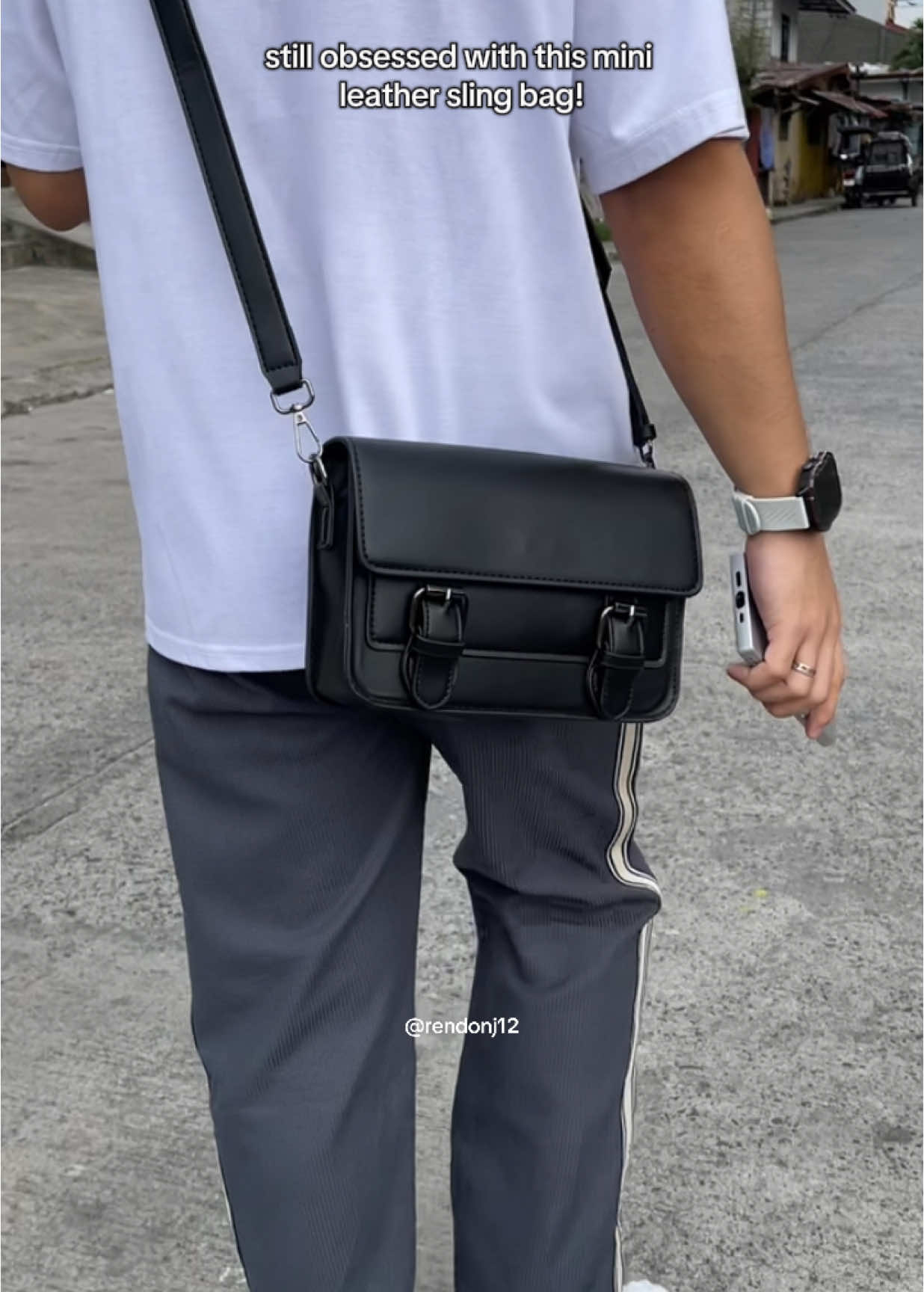 Mini Leather Crossbody Bag (Available in two sizes: Small and Large) #leatherbag #leatherslingbag #slingbagformen #crossbodybag #minicrossbodybag #minislingbag #bagsoftiktok #fyp 