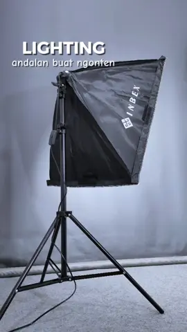 Banyak bgt yg nanya aku pake lighting apa, aku make Softbox dari @inbexstore  ya jujur lightingnya seterang itu bikin detail produk makin terlihat jelas #lighting #lightinginbex #softboxinbex #softboxlighting 