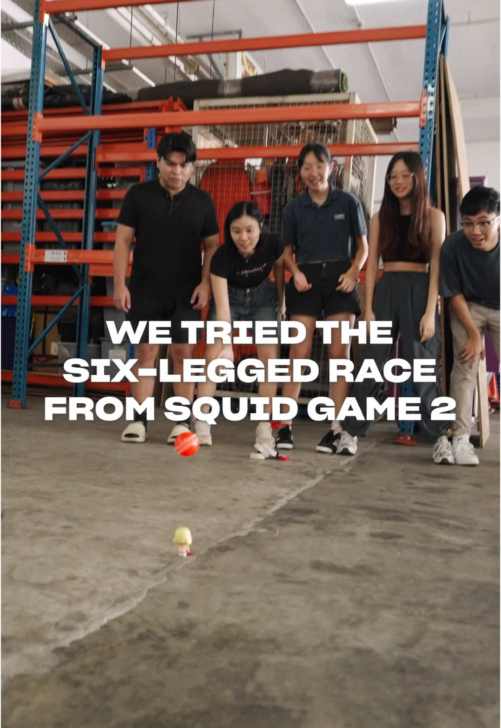 squid game 2 but we’re the real sotongs here 🦑 if y’all think this is easy, go TRY FOR YOURSELF. #squidgame #squidgame2 #korean #childhoodgames 