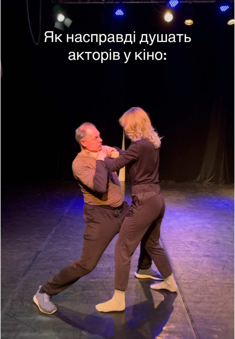 МК по сценічному бою у Майстерні 🎭 Акторська |Ораторська майстерність| КИЇВ Приєднуйся до нас 👇 ❤️Наш Instagram: nora_theatre