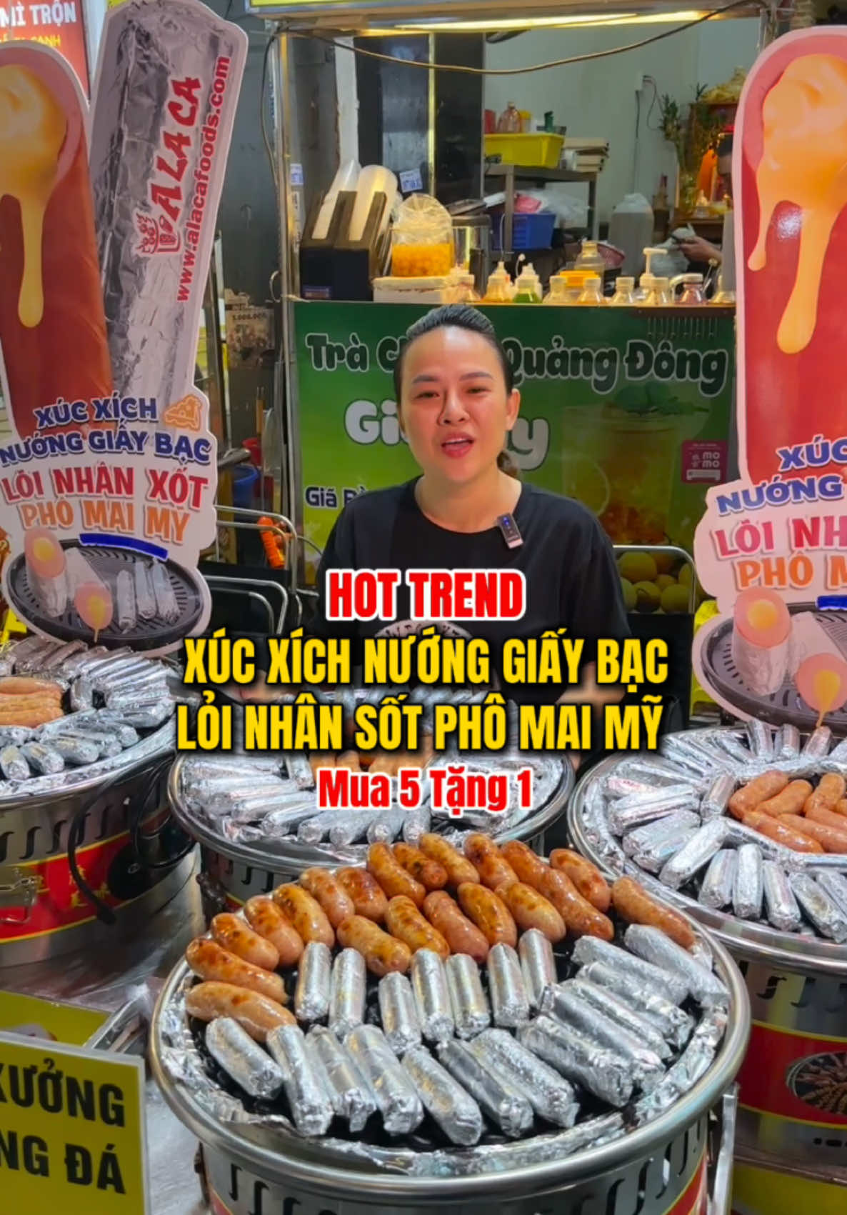 Xúc Xích Nướng Giấy Bạc Lỏi Nhân Sốt Phô Mai Mỹ Hot Trend Mới Nữa Nè #ancungtiktok #LearnOnTikTok #longervideos #food #Foodie #review #foodtiktok #trend 