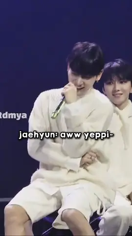 he can't holding back from sungho's aegyo pls😭 #명재현 #myungjaehyun #jaehyunboynextdoor #sungho #parksungho #yeppi #enakpopchartshow #BOYNEXTDOOR #보이넥스트도어 #woonhak #taesan #추천 #ifisayiloveyou #xyzbca #kpopfyp #fyp @BOYNEXTDOOR 