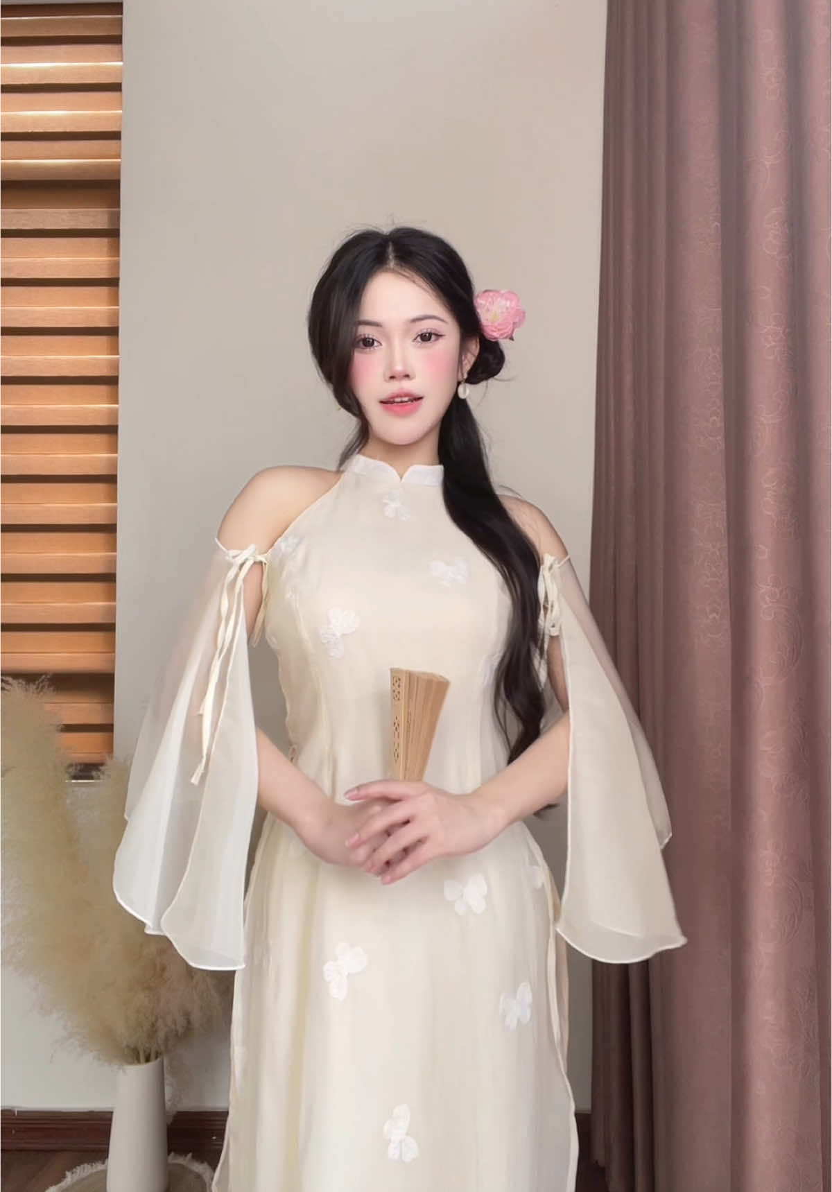 Anh ơi anh về điii….@Madmind  #viral #trending #outfit #outfitxinh #aodai #aodaicachtan #aodaixinh #madmind 