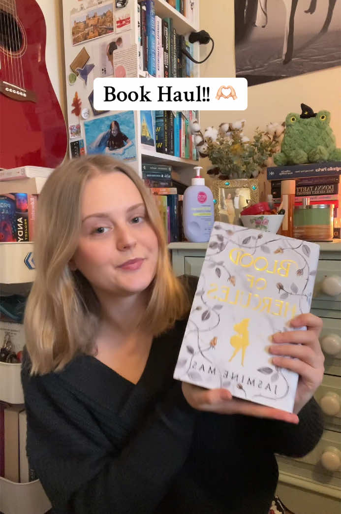 Clearing out my drafts as I haven’t had time to film anything recently!!  A book haul of all my recent book purchases!! 🛍️🥰  #fyp #bookhaul #viraltiktok #bookrecs #BookTok #book #reading #bookbestie #tbr #bookish #bookworm #booktoker #bookgirlies #bookbesties #bookshopping #abcxyz #teamworkmakesthedreamwork 