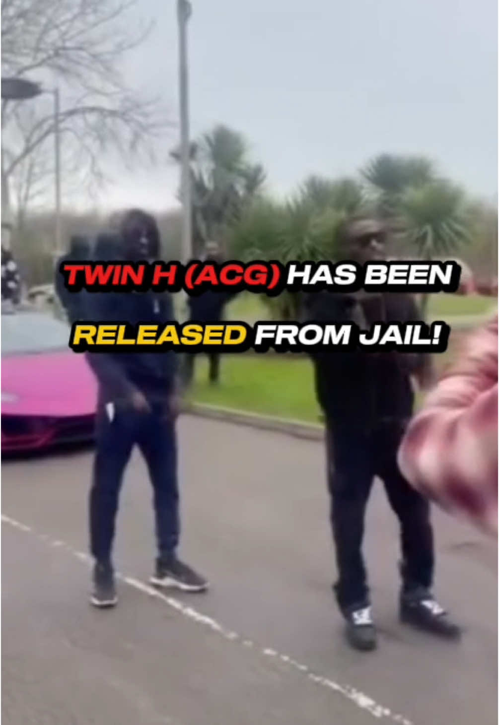 They’ve now let out Twin H😭.  ACG’s Front 3 is back out in full effect 😳🤣… • #explore #explorepage #foryoupage #fyp #ukrap #ukdrill #urbanmusicuk #youngdizz #twinS #Twinh #acg  