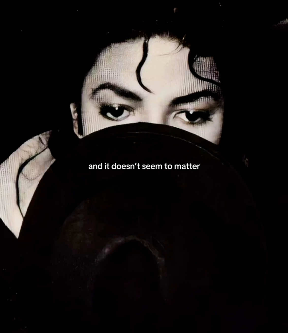 who is it? |#michaeljackson #whoisit #kingofpop #foryouu #dangerous 