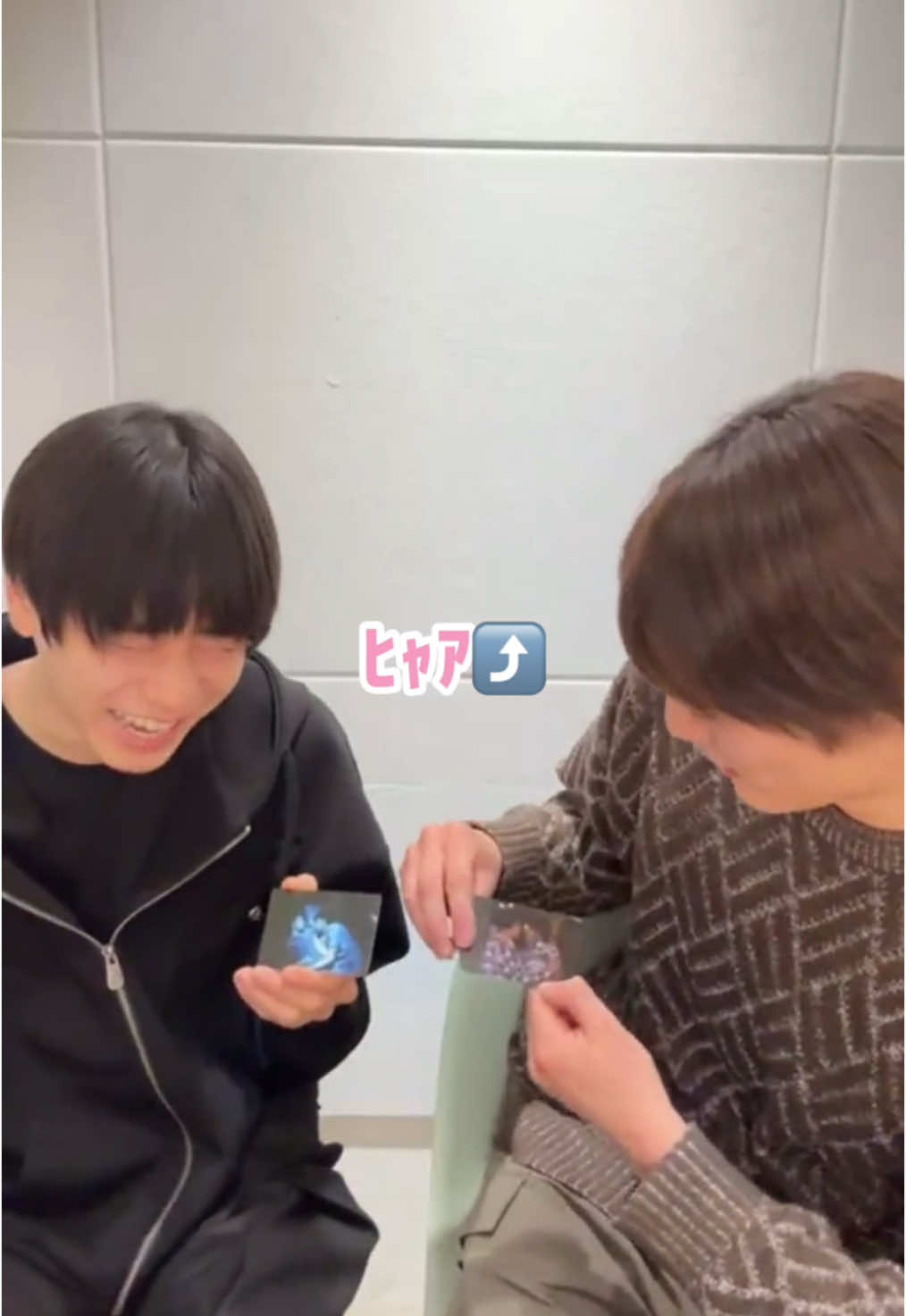 2人とも目キラキラさせて開封してるの可愛すぎるよ～～～✨️✨️✨️#上村謙信 #本島純政 #ytv未成年 #ドラマ未成年 