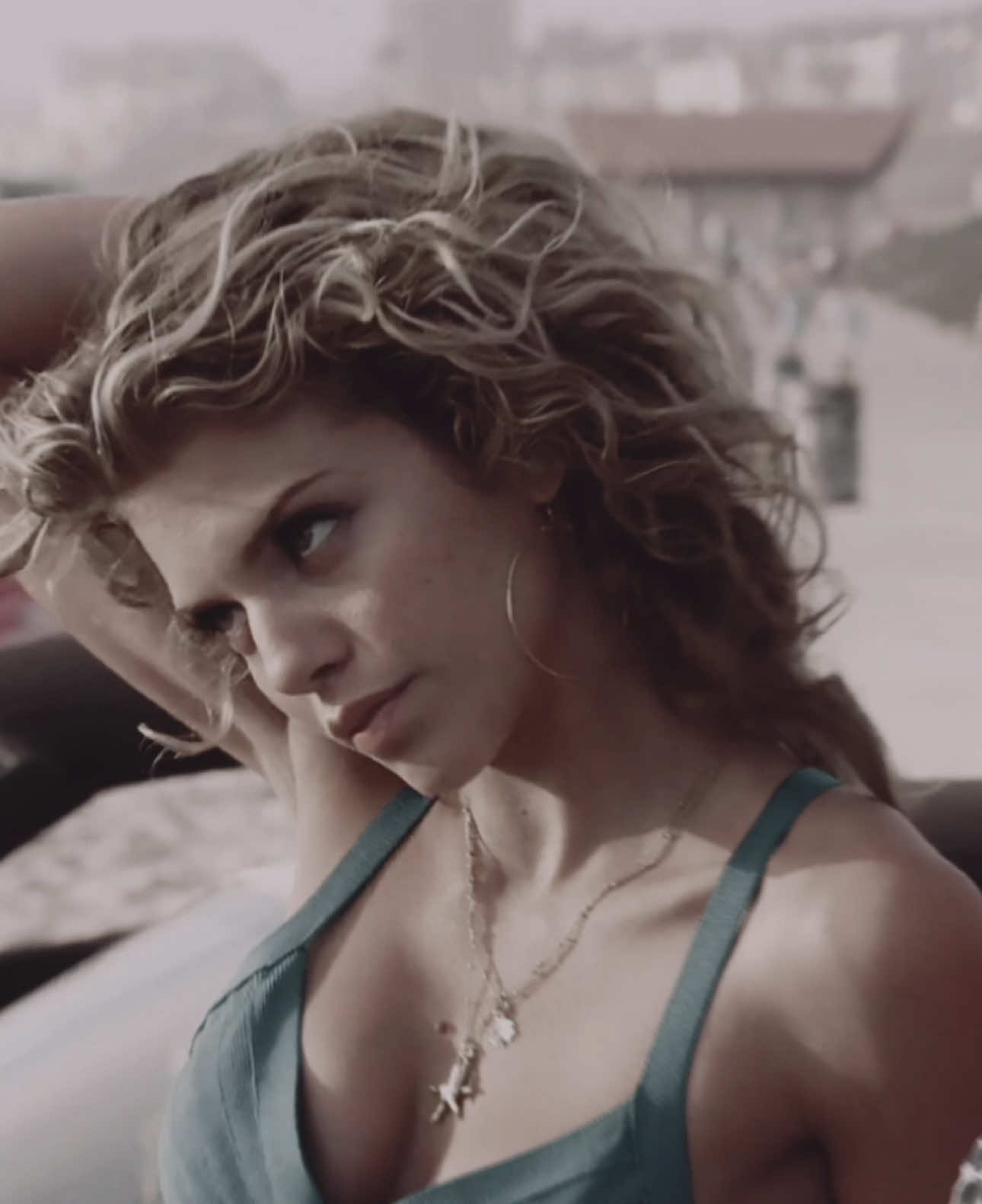 such an underrated it girl 👸🏼 [cc nightfll] #naomiclark #90210 #annalynnemccord #90210edit #aestheticedits #edits #fyp  scenes @pey & @lexi  audio ib muxisium