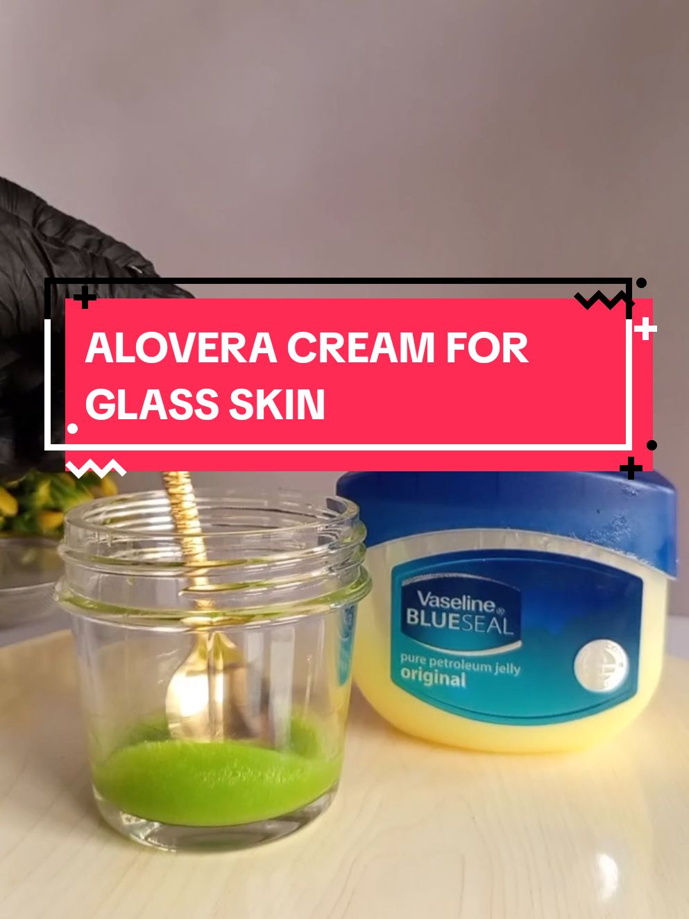 How to make Alovera cream for skin glow. #skin #skincare #aloveracream #antiwrinkle #antiaging #glassskin #naturalrecipes #naturalRemedies 