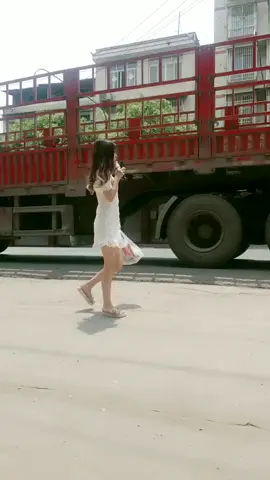 Lướt tăng lướt tăng #gaixinh #gaixinhtrungquoc #xuhuong 