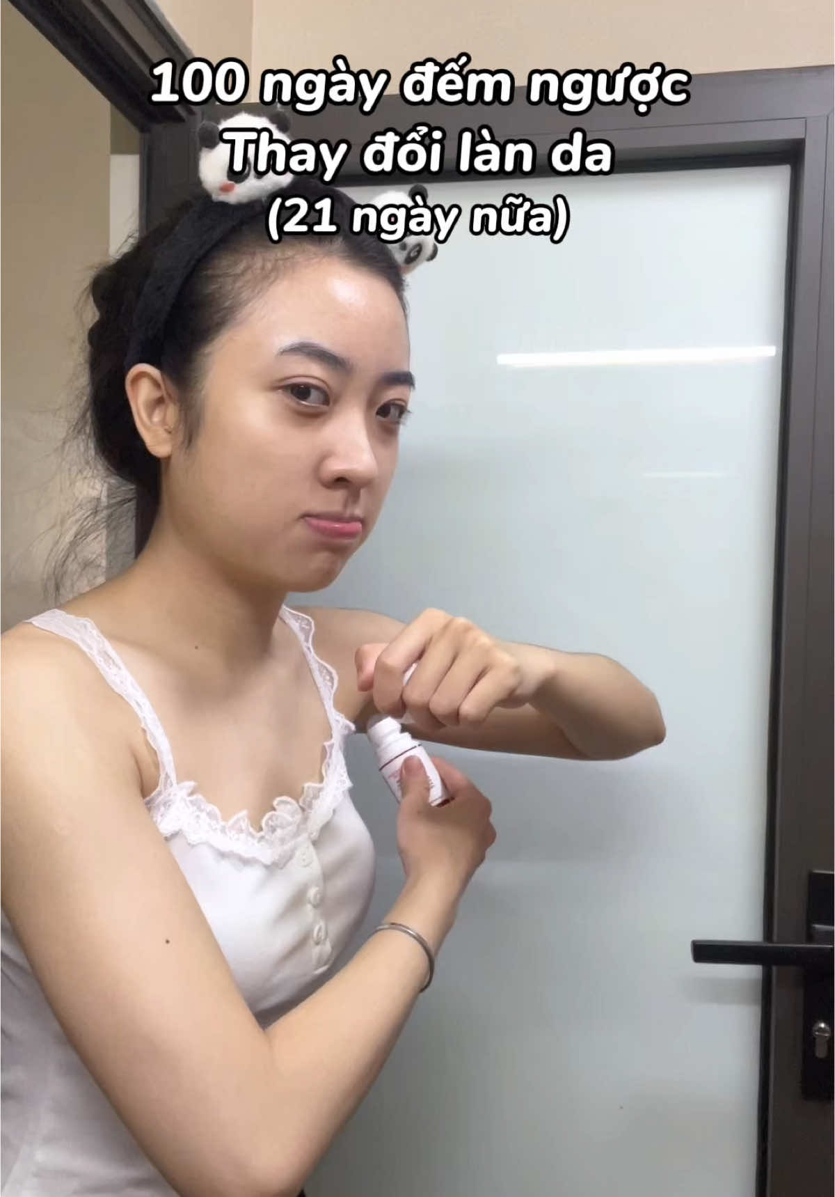 Dùng vì nghĩ là lăn khử mùi nhưng thực ra là lọ dưỡng sáng néch 🤡 #lannach #trangda #angelsliquid 