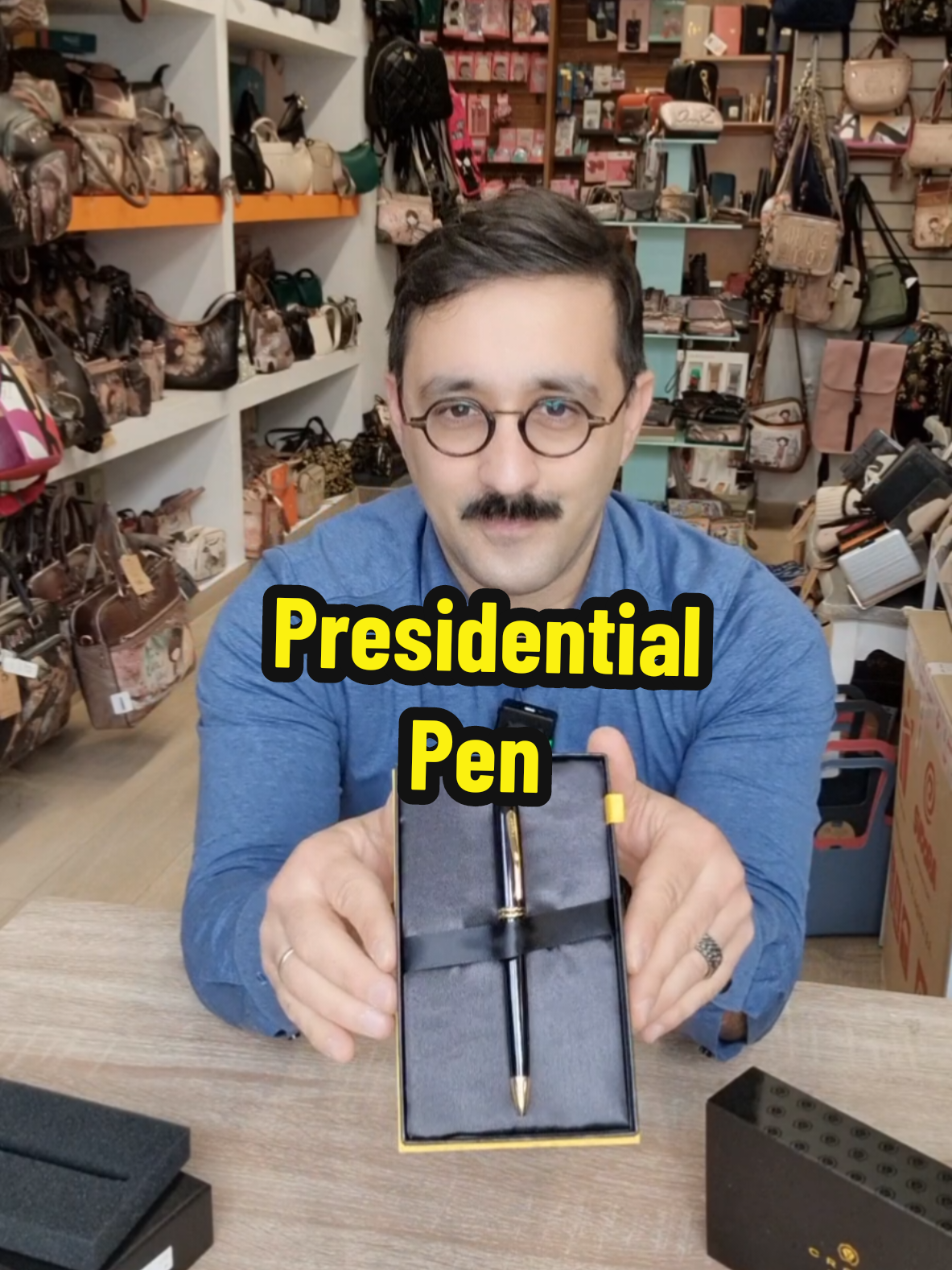 The pen of President's. #stigkabooks #cross #crosspens #donaldtrump #finewriting #stationery #stationeryshop #premiumproducts #ιδιαιτεραδωρα #stationeryhaul  #stationeryaddict #stationerylover 