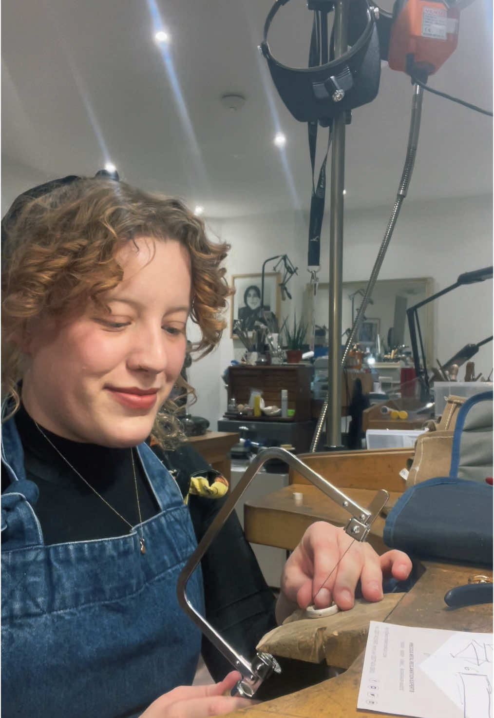 1st class of jewellery school #hattongarden #handmadejewellery #dayinmylife #jewelleryschool #jewellerystudio 