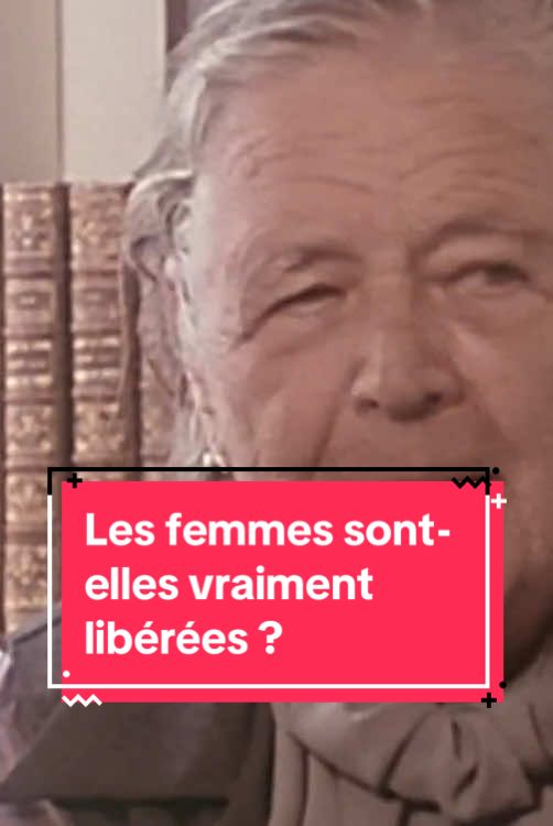 Les femmes sont-elles vraiment libérées ? 🤷🏼‍♀️ Pour Marguerite Yourcenar, la libération des femmes cache en réalité un asservissement nouveau à l’idéal masculin lui-même enchaîné aux nécessités de l’organisation du travail 🕰️ #Féminisme #margueriteyourcenar #liberté #philosophie #podcast #livres #litterature #lecture