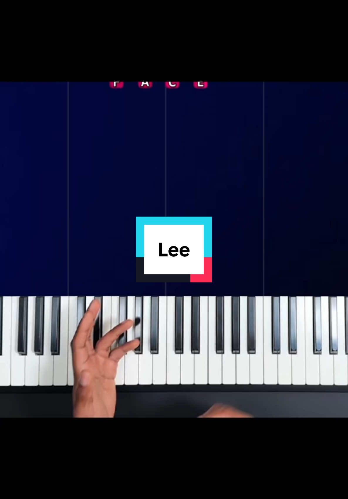 This is the only that I want to play today. Do you know it ??! #pianotutorial #pianosoinapp #pianosoin #beginner #piano #pianoeasy lee hi mentioned only tuto piano 