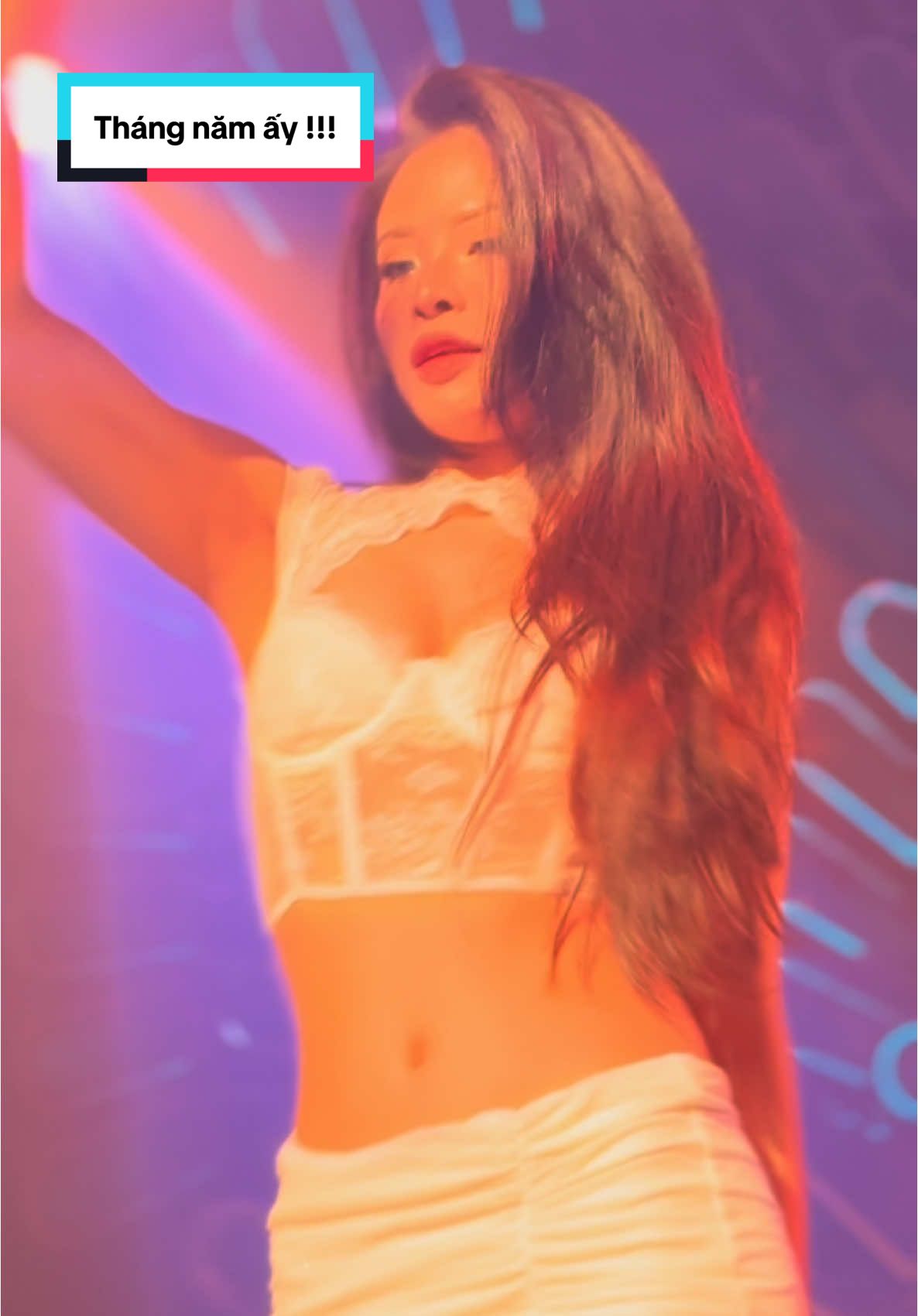 Có ai nhận ra bản này chắc củng có gia đình !! #xh #bar #fyp #dance 