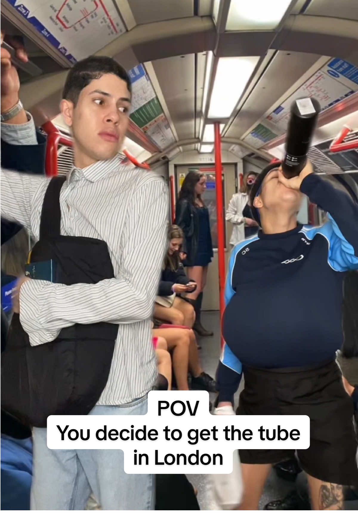 Is this just a niche experience??? Or is this just normal atp #londonlife #londontravel #londonunderground #londontransport #ukmemes #londonmemes 