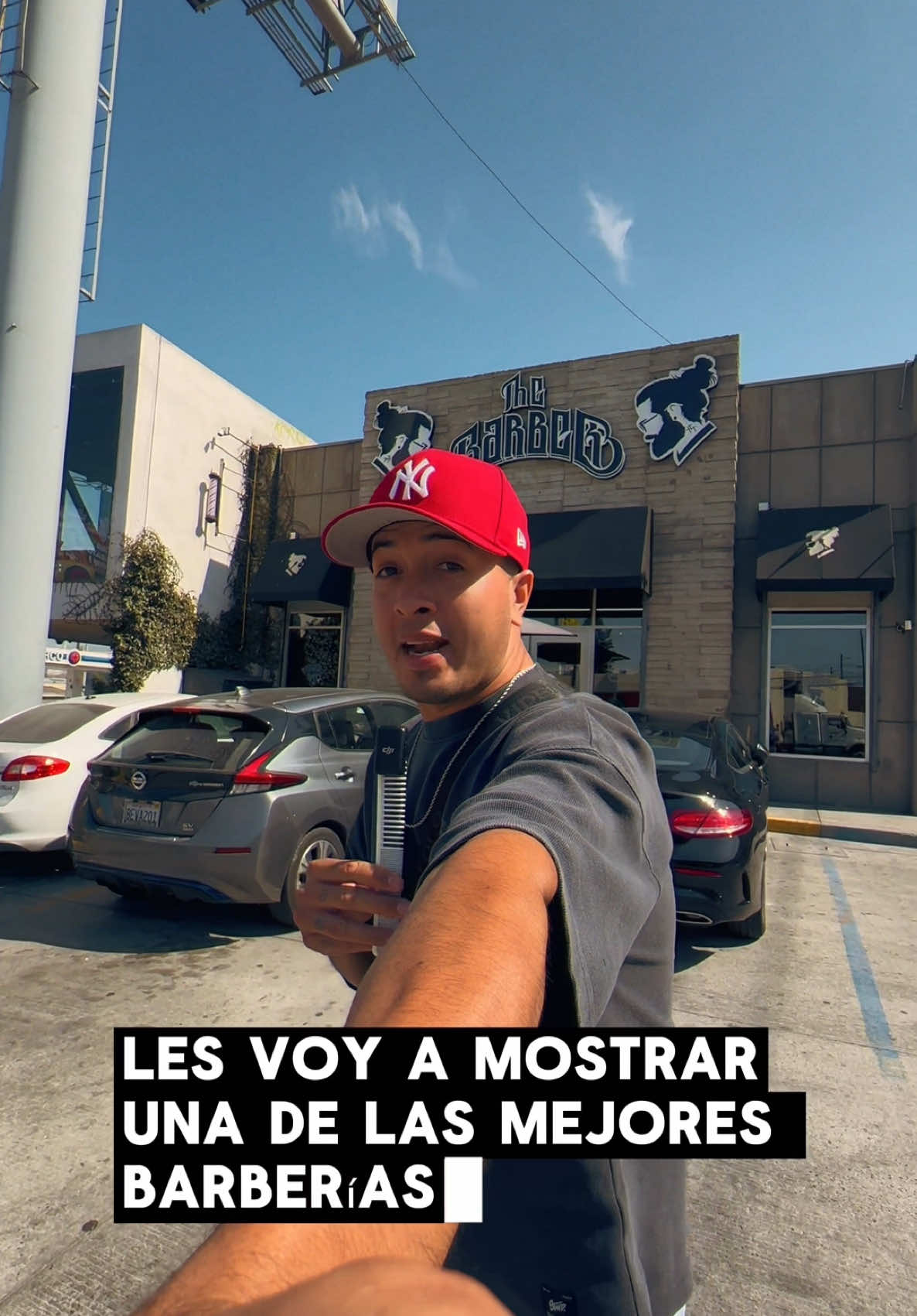 Visitando la mejor barbería de México 💈🤯 @The Barber Vip  . . . . . #barber #barbero #barbershop #barberlove #barberlife #barberworld #barbergang #barbernation #barberpost #thebarber #thebarbertijuana #barberlifestyle #barberhub #barberconnect #barberstyle #barbergame #viral #viralvideos #viralvideo #viralpost #viralposts #squidgame #reyesmagos #roscadereyes #2025 #añonuevo #squidgames2 