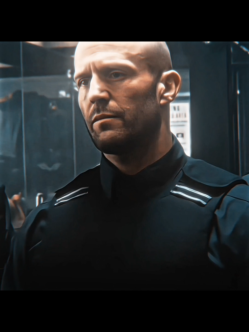 Só mais 1 dia no escritório🤷🏻‍♂️ | filme: O Infiltrado, fake everything. #jasonstatham #jasonstathamedit #warthofman #oinfiltrado #warthofmanedit #edit 