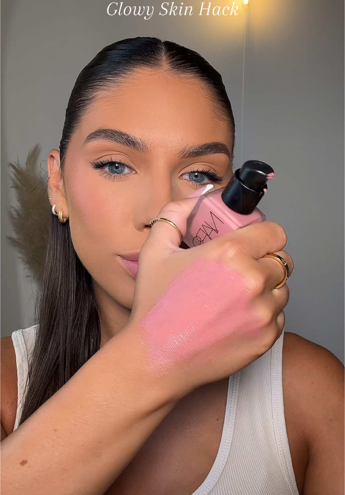 I love @NARS Cosmetics liquid orgasm blush right at the end just to add that glossy pink glow💕🌸🎀👙🩷👛 #makeuphack #glowyskin #glowymakeup #nars #liquidblush 