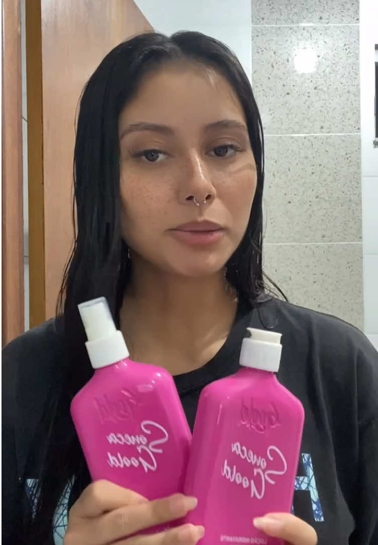 É PROMO PRA FICAR CHEIROSA QUE VCS QUEREM? ENTÃO SEGURA ESSAAAAA… 👀 🚨AMANHÃ AO MEIO-DIA🚨 Body Splash e Hidratante Soneca Goold + Body Splash e Hidratante Poderosa Goold + Body Splash e Hidratante DNA Goold, vocês vão levar esses 6 produtos: 😍 De: 411,00 ❌ Por: 159,77 + FRETE GRÁTIS ✅ #gooldspell #goldspellcosméticos #tonicopoderoso #fyp #bodysplash 