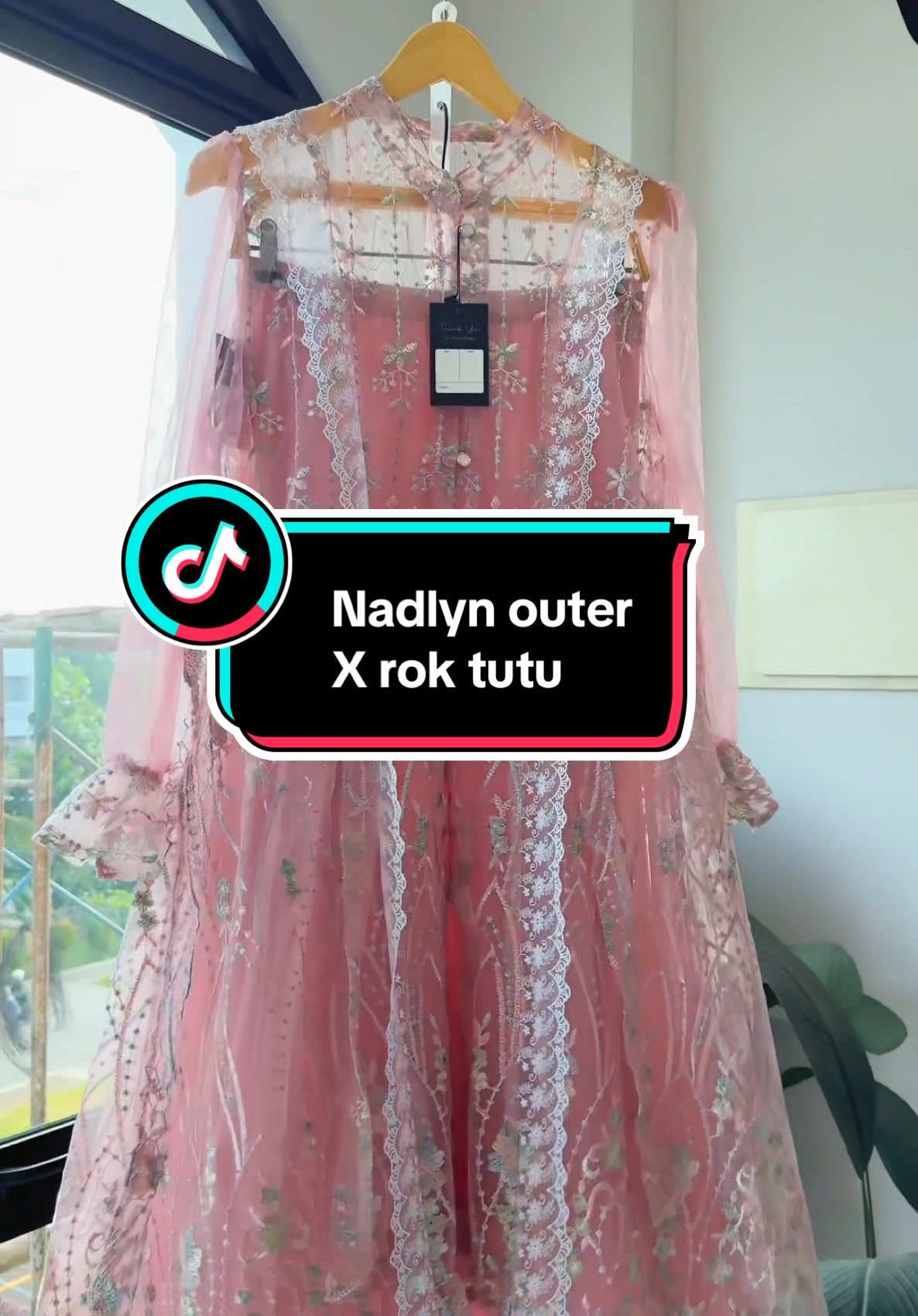 Nadlyn outer x rok tutu #ratushopping21 #ootdhijab #outerkondangan #ootdhijabsimple #rayadress #outer 