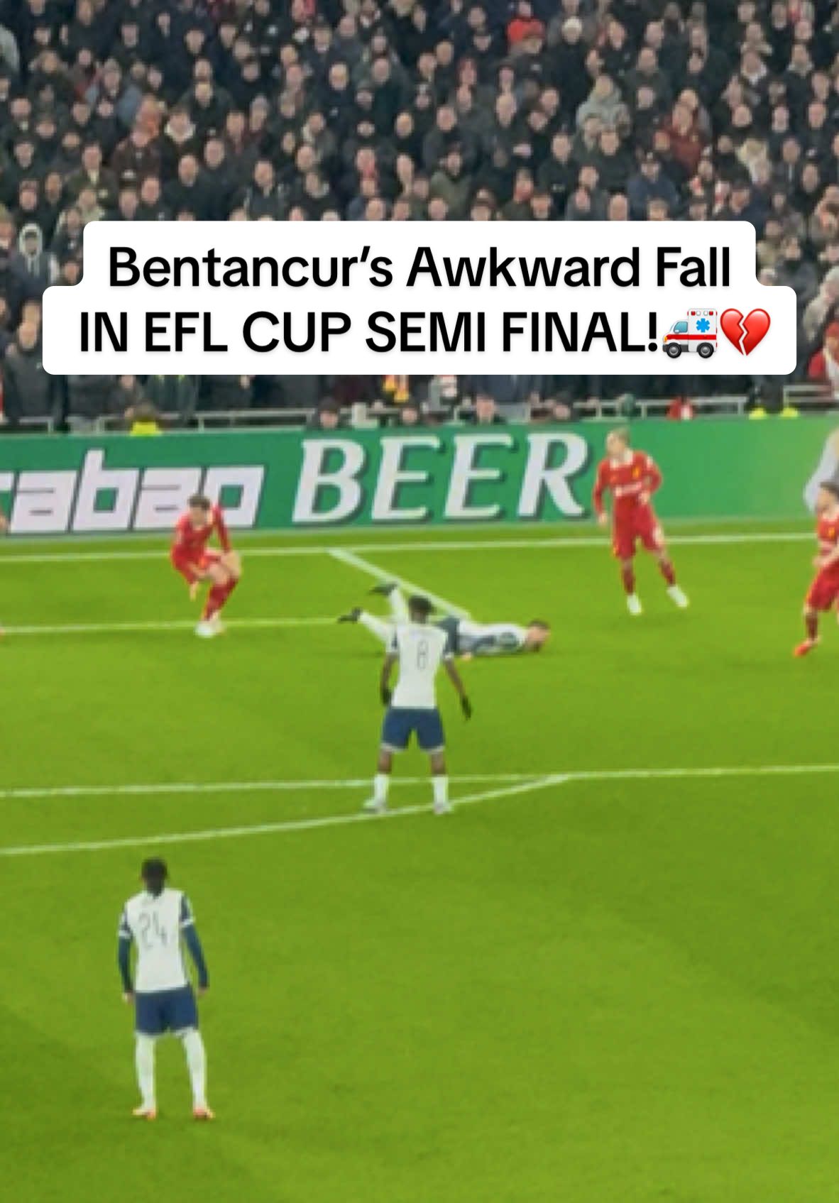 Rodrigo Bentancur’s Brave Header Ends in Awkward Landing 😧💔 Carried Off on a Stretcher 🚑⚽️ #EFLChampionship #CarabaoCup #SemiFinal #Football #Bentancur #Injury #Knockedout #Corner #RodrigoBentancur  #ForYou #Viral #Liverpool #Spurs #LiverpoolFC #TottenhamHotspur  