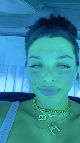 #fyp #sorrymom #tanningbed 