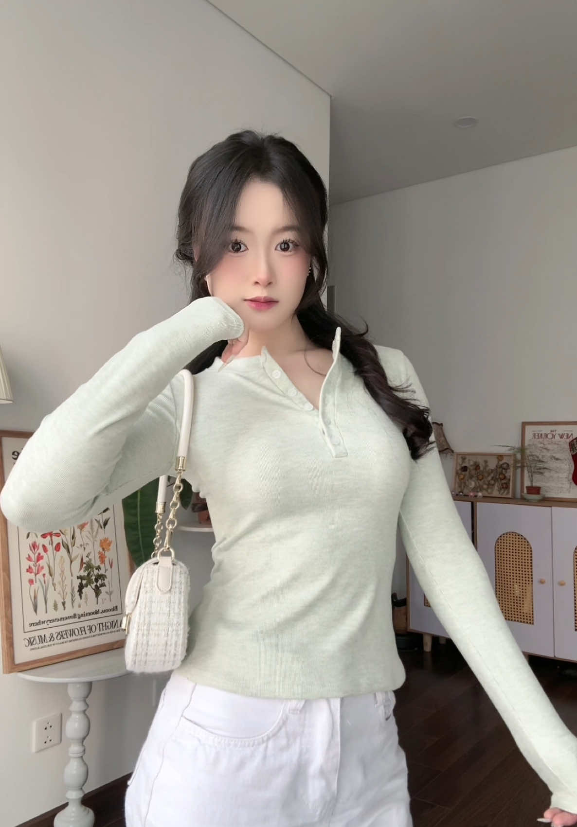 Chất len gân lông thỏ mịn form áo mặc lên ôm tôn dáng sang lắm nhá😙🫶🏻 #goclamdep #phoidoxinh #xuhuong #viral #outfit #fyp #reviewlamdep #review #tet #OOTD #trending #tet2025 