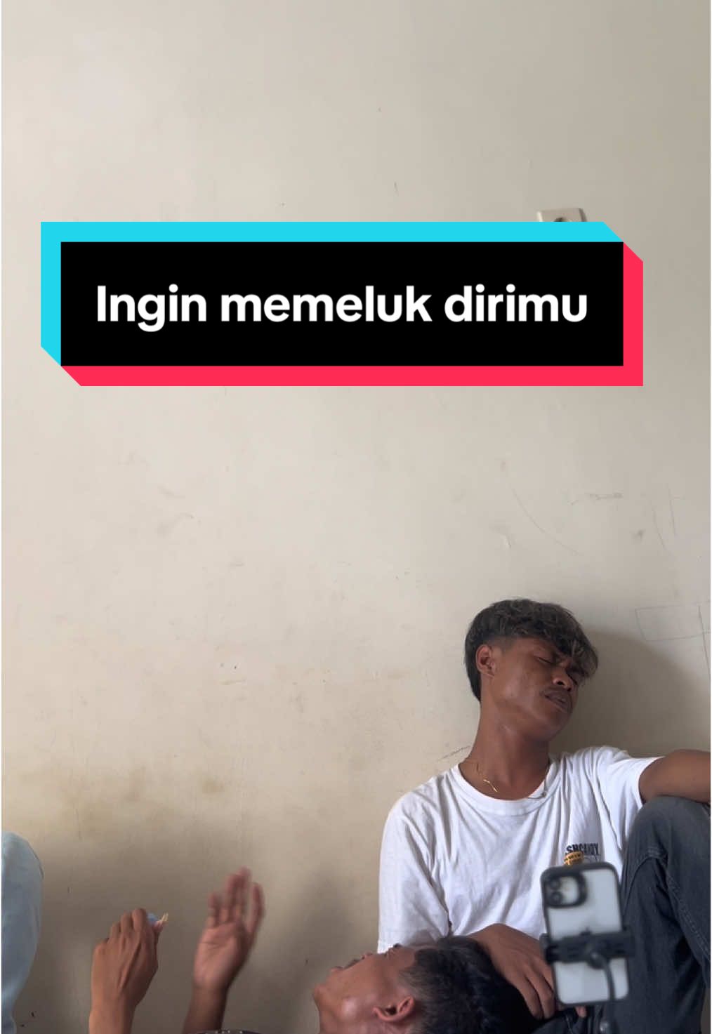 Cowok kalo sad ya begini @UBAGAUL @I w a n i r a w a n  #fyp #lagu #viral