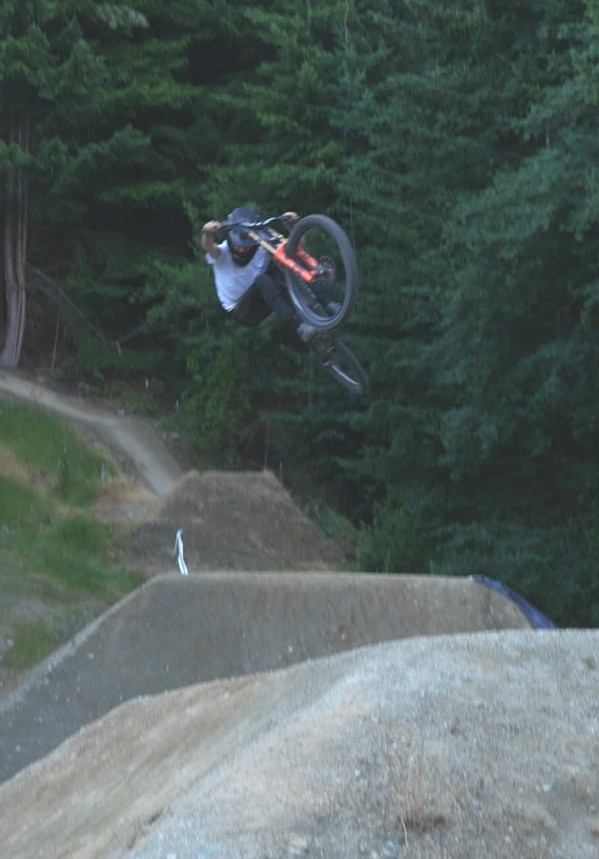 @MadLoveMedia #tdub #lewislaird #fyneshyt #YTB #lockedin #dreamline #dream #mtb #whip #tricks #jump 