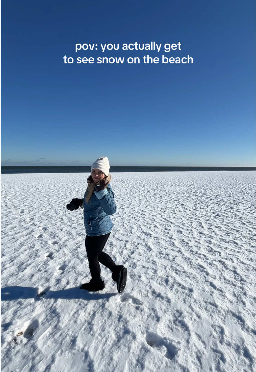 weird but it was beautiful!! and all I'll post about this week  #snowonthebeach #oceancitymaryland #snowday #beachwithsnow #taylorswift #snowstorm 