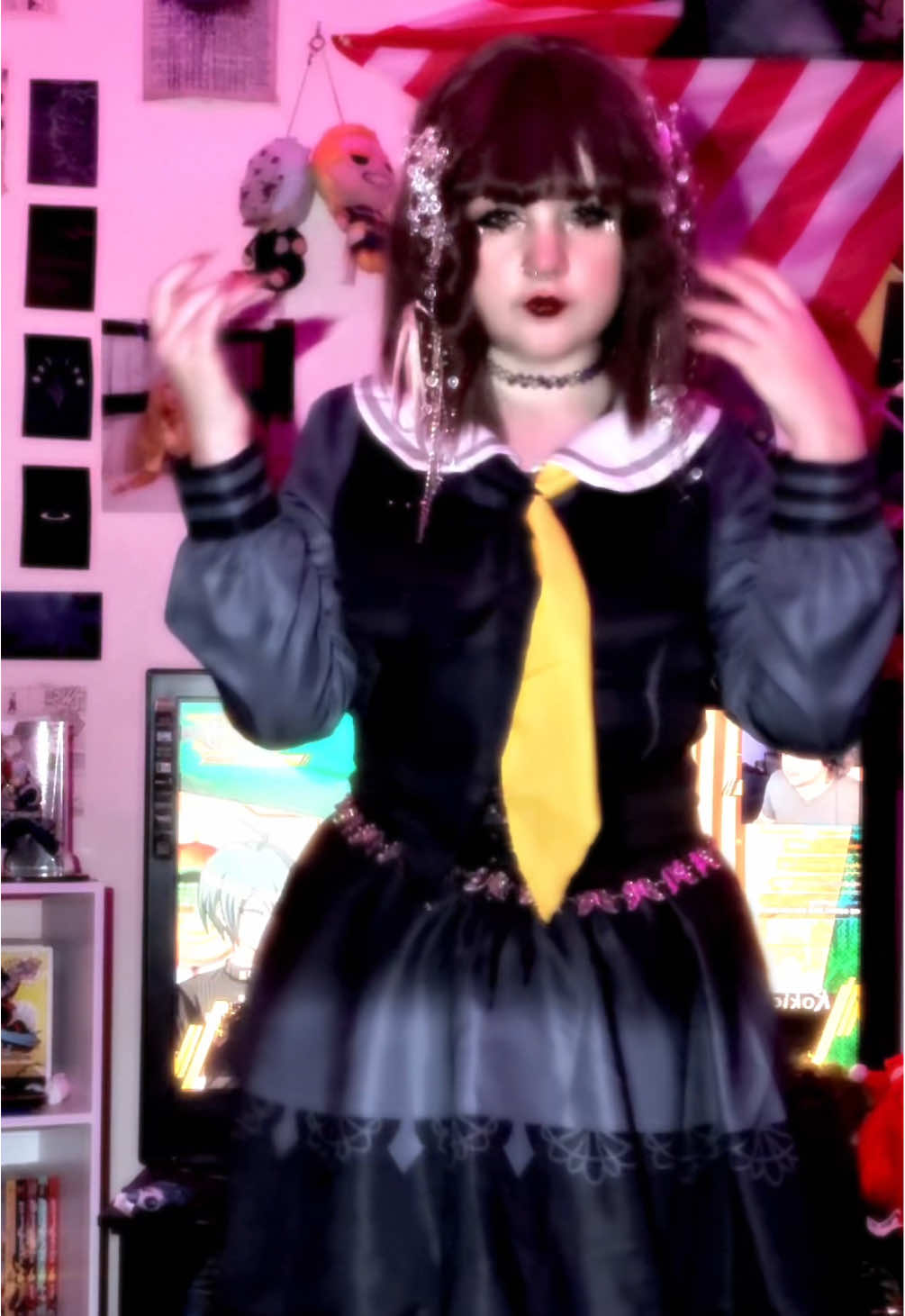 why are my ena videos flopping. do u guys not like her or does everyone just follow me for danganronpa so now im obligated to cosplay only danganronpa. #enashinonome #enashinonomecosplay #projectsekai #pjsekai #25ji #pjsekaicosplay #nightcorday2500 #niigo #cosplay 