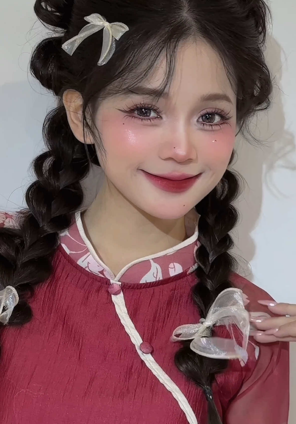 Bà nào chụp áo dài đỏ tham khảo tone này siêu xinh cute nhaa #makeupaodai #makeuphanoi #mytammakeup #xuhuongmakeup #xuhuong 