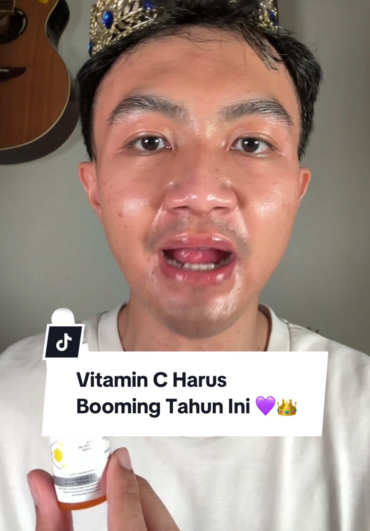 Vitamin C bener-bener harus booming tahun ini! Cobain sekarang juga, check out di keranjang kuning baginda! 💜🥰👑✨ #kerajaanglowing #longervideos #shopmaster #skincare #skincareviral #belilokal #serum #serumviral #vitaminc #vitamincserum 