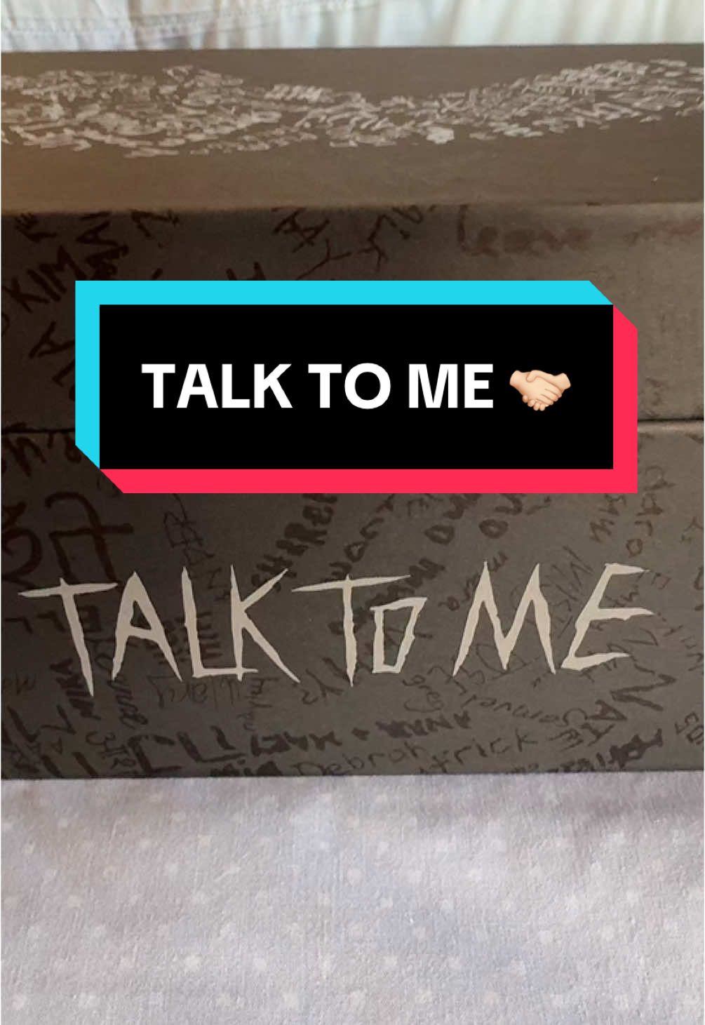 فلم الرعب TALK TO ME 🤝🏻 #buzz  #ahmadbuzz_  #الخليج  #talktome  #a24  #افلام_رعب  #horrormovies 