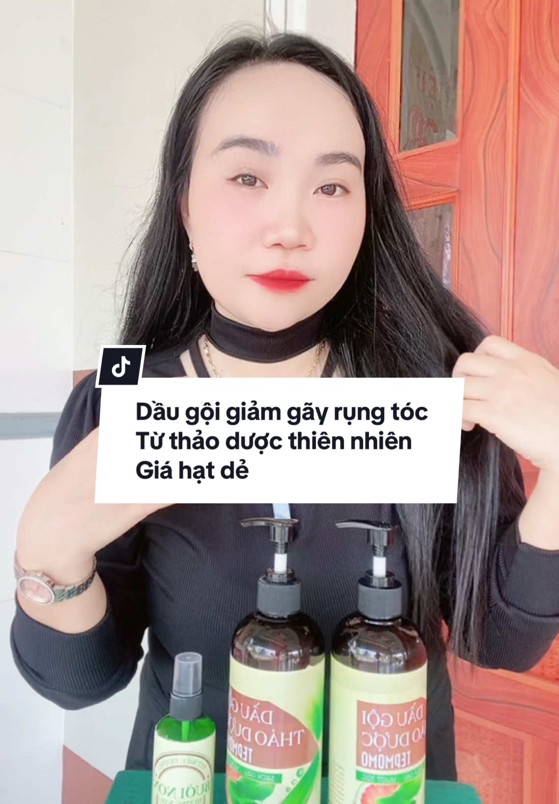 Dầu gội thảo dược từ thiên nhiên giảm rụng tóc, phục hồi tóc hư tổn, giảm gàu, săn lẹ thôi mấy chị gái ơi#daugoithaoduoc#daugoigiamrungtoc#daugoithiennhien#shopmeemcoca#xuhuongtiktok  