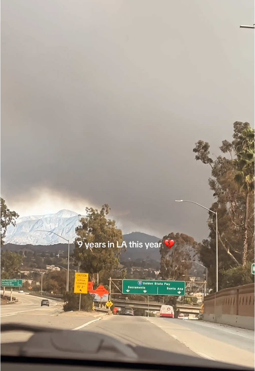 It was bigger than our whole sky. 😭 #eatoncanyon #eatonfire #palisades #californiafires 