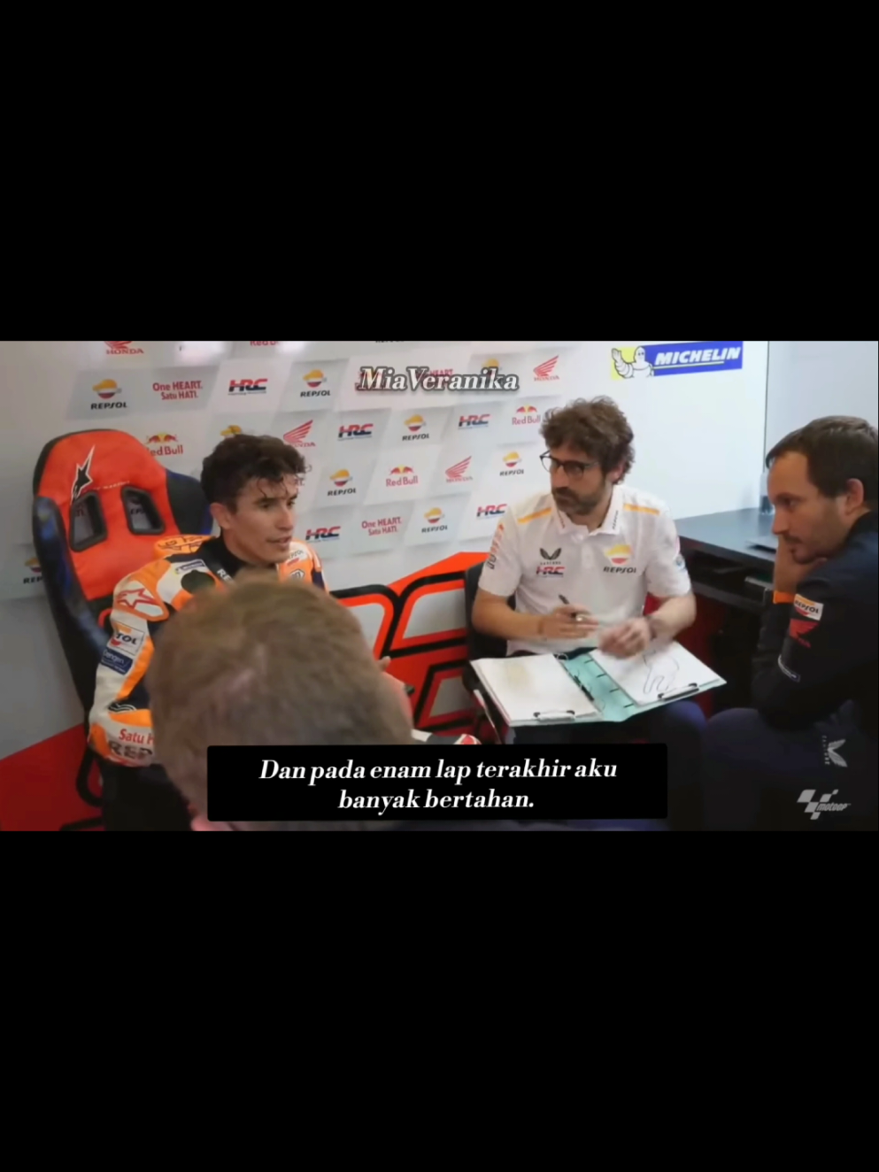 Marc Marquez Menyadari Ada yang Salah dengan Motor Honda 🤯 Dokumenter Marc Marquez :  Saat Meninggalkan Honda ❤️‍🩹 Part 4 Nonton lengkapnya di youtube channelku link di bio ya. - #marcmarquez #peccobagnaia #mm93 #motogp #alexmarquez #valentinorossi #mandalika #fabioquartararo #miaveranika #wattpad #miaismine #lovestory #danipedrosa #MarcMarquezDucati 